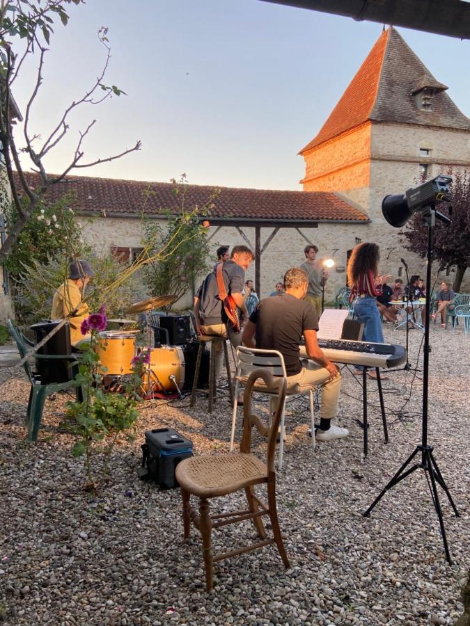 Domaine De Villot Hotel Sainte-Colombe-de-Villeneuve Ngoại thất bức ảnh